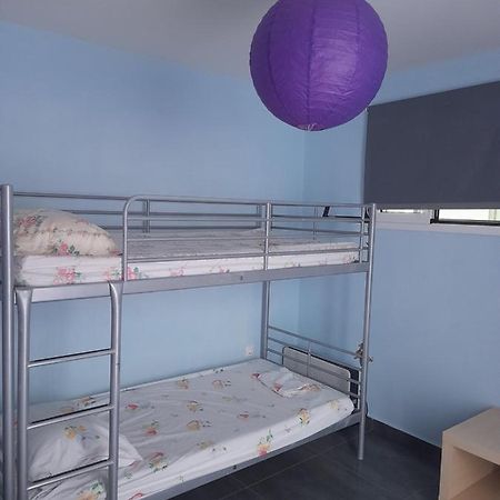 Bright Top Floor Apartment! ザキントス エクステリア 写真