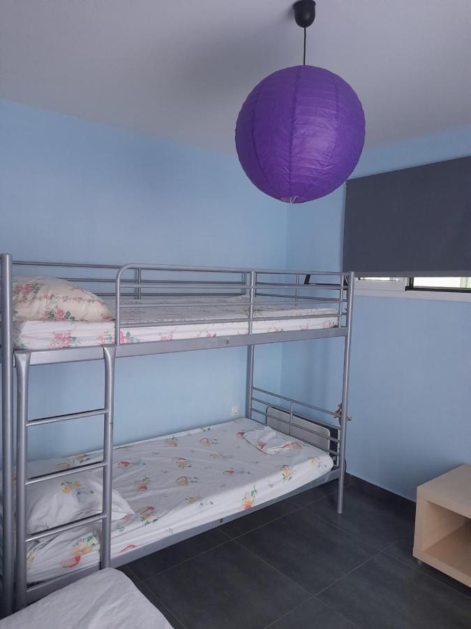 Bright Top Floor Apartment! ザキントス エクステリア 写真
